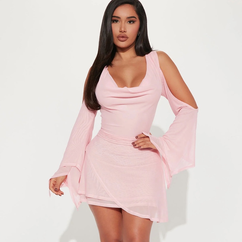 In town mesh mini dress- pink